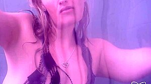 Solo Charlie Forde Enjoys Fun Time Masturbating Her Clit