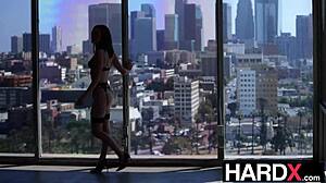 Gorgeous Freya Parker gets hardcore fucked by huge cock in missionary and cowgirl 😍