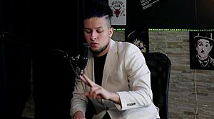 Explained Preliminaries in Massage Takes Work Seriously Expanded Knowledge of Female Body and Squirting - Cadu Sem Fôlego Watch on Sheer Red