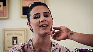 Katie Morgan Manipulates Kylie Rocket