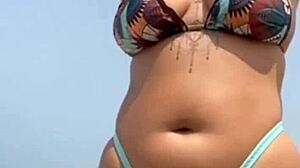 Found a fan on the beach and let him apply sunscreen leading to swollen pussy action.