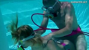 cum everywhere in pool from cruz blowjobs