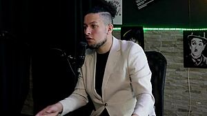 Explained Preliminaries in Massage Takes Work Seriously Expanded Knowledge of Female Body and Squirting - Cadu Sem Fôlego Watch on Sheer Red