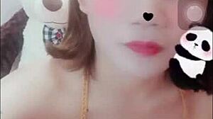 我看Bigo秀现场直播性感亚洲女孩展示巨大天然奶子