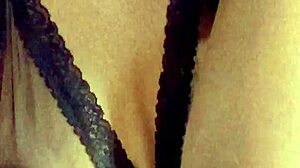 i'm gozando with squirt while licking and muff diving in intense oral session