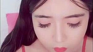 我看Bigo秀现场直播性感亚洲女孩展示巨大天然奶子