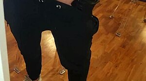 ano maschile e cazzo in primo piano gioca sulla sedia trasparente with huge cock and big ass