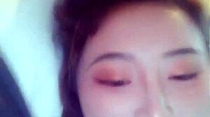 大奶亚洲18+少女在自制中国无码妈妈场景中给予口交