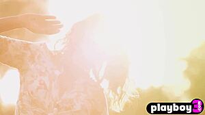 Sexy Natural Babe Anetta Keys Displays Stunning Naked Body