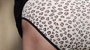 爆乳女子高生, you're turning into a big sis with that shiny anal buttplug in your maid uniform