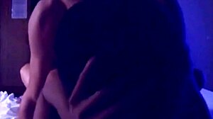 intercambiamos parejas con las personas de la habitación de al lado in homemade party licking