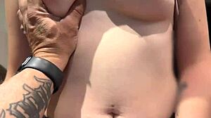 Seduces Me While Girlfriend Is Gone