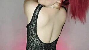 Me despierto con ganas de chupar pija como loca. Joi argentina con masturbaci�n close-up y tetas naturales en pov roleplay.