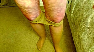 Hey, check Dawnskye1962 update 130 - 1283 where I strip describing my curvy body before cumming on Sep 21 2025.