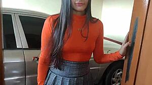 Hermanastra Gets Creampie from Hermanastro in Quick Vagina Ride