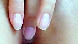 se la meten por el culo a colegiala calentando a una morrita estudiante para que se deje hacer sexo anal disfrutando todo su cuerpo joven en hd parte 2