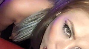 Cuando lo mamo agarro la polla como si fuese mi biberón me tomo la leche y me sabe a klim 😂🍆💦