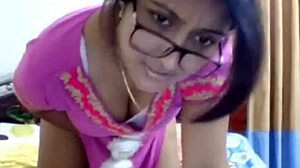 Pakistani Girl Strips Clothes Ripped In Webcam Masturbation With Boyfriend For Fun In Indian Fetish