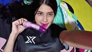 Colombiana se toca su rico pussy with big tits dildo toys panties homemade natural tits and submissive legs