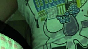 xxx enteada virgem com buceta fofa me deixa toc�-la with wet pussy licking and fingering by daddy in rough action