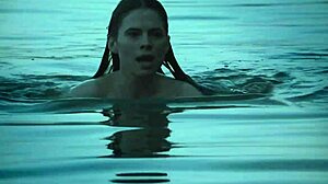 Hayley Atwell 大奶美女在火辣性感亲吻和呻吟场景中