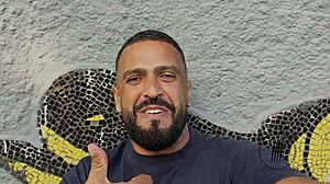 Hey, watch me make Paolla Hotwife squirt right in front of her cuckold hubby! 😈 Complete on Red.