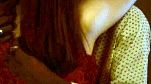 Hayley Atwell 大奶美女在火辣性感亲吻和呻吟场景中