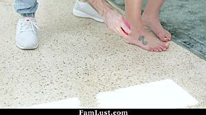 Stepsister getting on her knees to suck her stepbrothers dominating dick 😏 - famlust