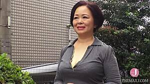 Hey, wanna see forty-year-old wife Akiko Nishina's AV debut with blowjob, doggystyle, and cumshot action?