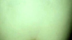 me follo a mi novia mientras mi suegra esta en el comedor con sexy moves