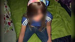 Inocente y Tierna Es Mi Hermanastra en La Cama!