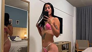 hey sexy argentinian slut want cash for wet pussy fuck and blowjob?
