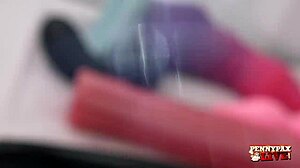 violet monroe's wet pussy lips licked to orgasm by milf