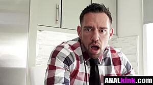 熟女翘臀后入粗屌塞满紧屁眼狗交狂干