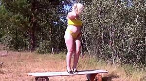 MOMMY'S BIG ASS GETS FUCKED ROUGH ON COAST OUTDOOR