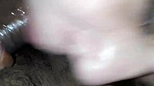 me la chupa rico y le pido parar antes de acabar