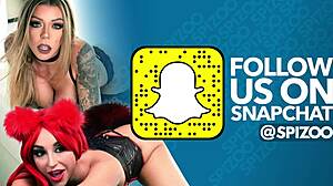 jessica jaymes strips to show big booty and boobs