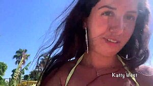 wanna see this crazy 18yo pee panties on public beach?