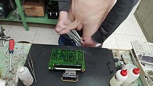 Skinny client blasts monster cumshot all over repair machine