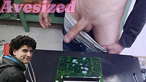 Skinny client blasts monster cumshot all over repair machine