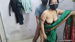 hot desi aunty's tempting pussy tease