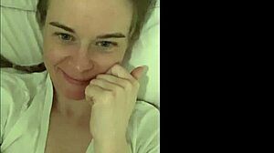 Bubble butt nympho gf wildly bounces milks huge cock cowgirl style