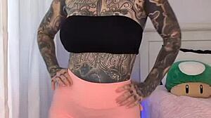 Gym Tights Haul Teases Melody Radford's Big Ass Curves