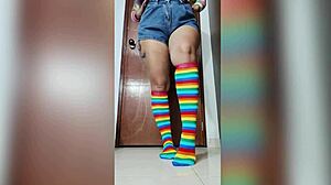 Want my little 18+ feet giving you a hot footjob?