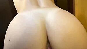 Shower-Fresh College Girl's Curvy Lap Dance Turns into Rough Cowgirl Ride