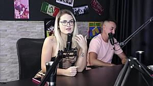 whoa homemade swingers joice muller rennan delgado skip panties for hot action!