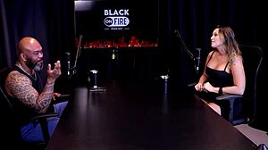 gosta do pau medio? agatha mama in sheer red watch