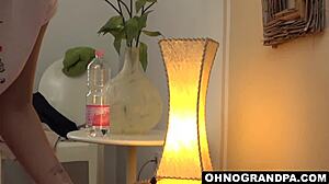 黛西·李深吸爷爷大屌让他重返18+ 😘🍆💦