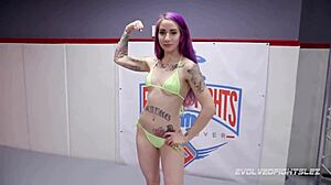 Charlotte Sartre裸摔Sheena Rose狂舔骚逼