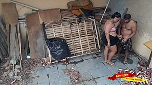 Gordinha Gives Ass to Brother-in-Law in Abandoned House!